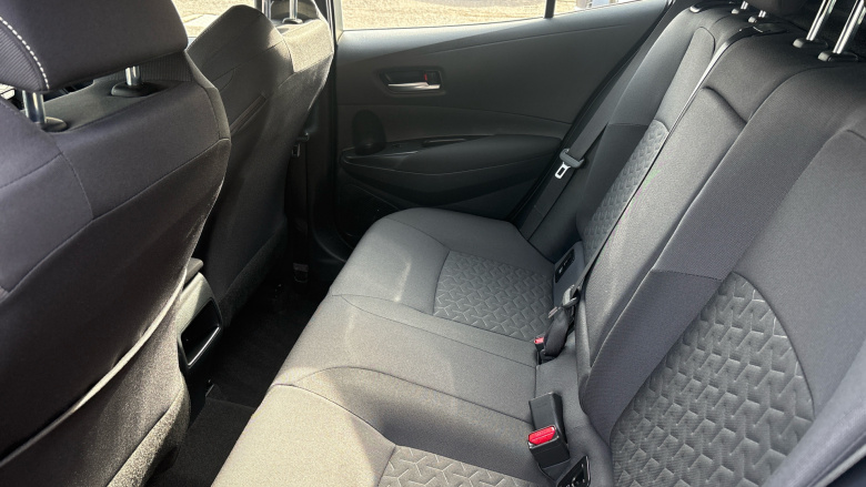 Toyota Corolla 1.8 VVT-i Hybrid Icon Tech 5dr CVT Hybrid Hatchback